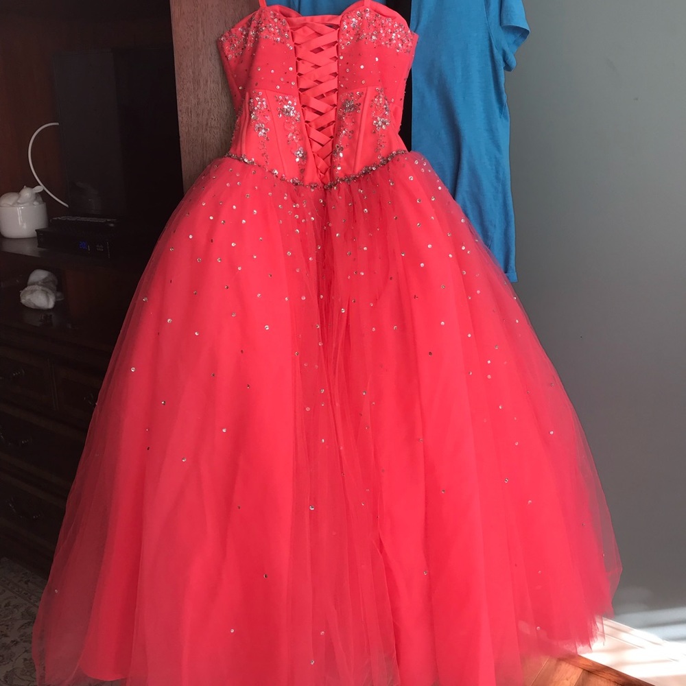 Petite Prom/Pageant Dress - Picture 7 of 8